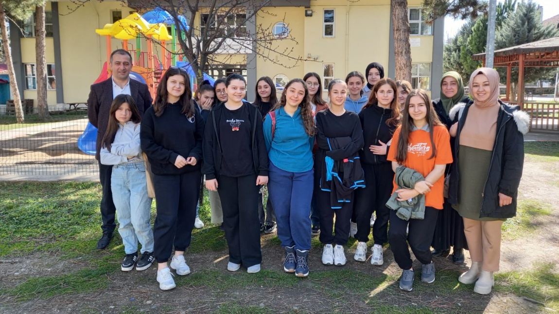 Gülizar Eren Mesleki ve Teknik Anadolu Lisesi'ne Tanıtım Gezisi Düzenlendi