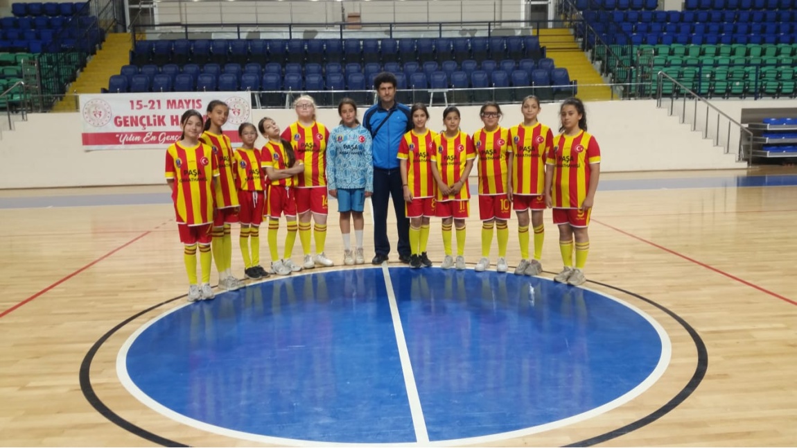 Küçük Kız Futsal Takımımız Kütahya 4. Sü Oldu
